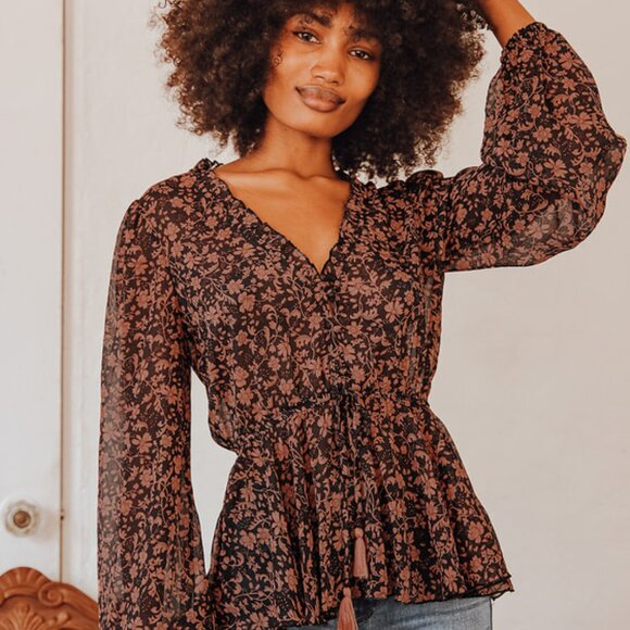 Black Floral Print Long Sleeve Top - Picture 2 of 5